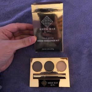 Brow Bar makeover kit